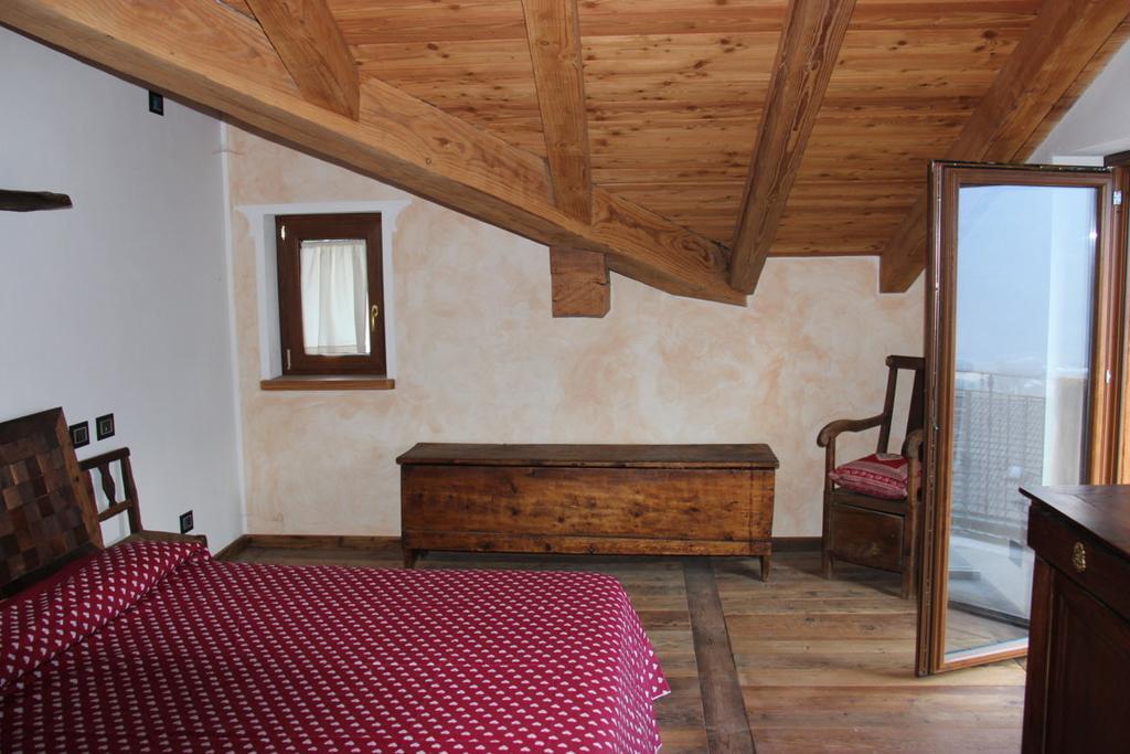 Villa La Tour Nus Quarto foto